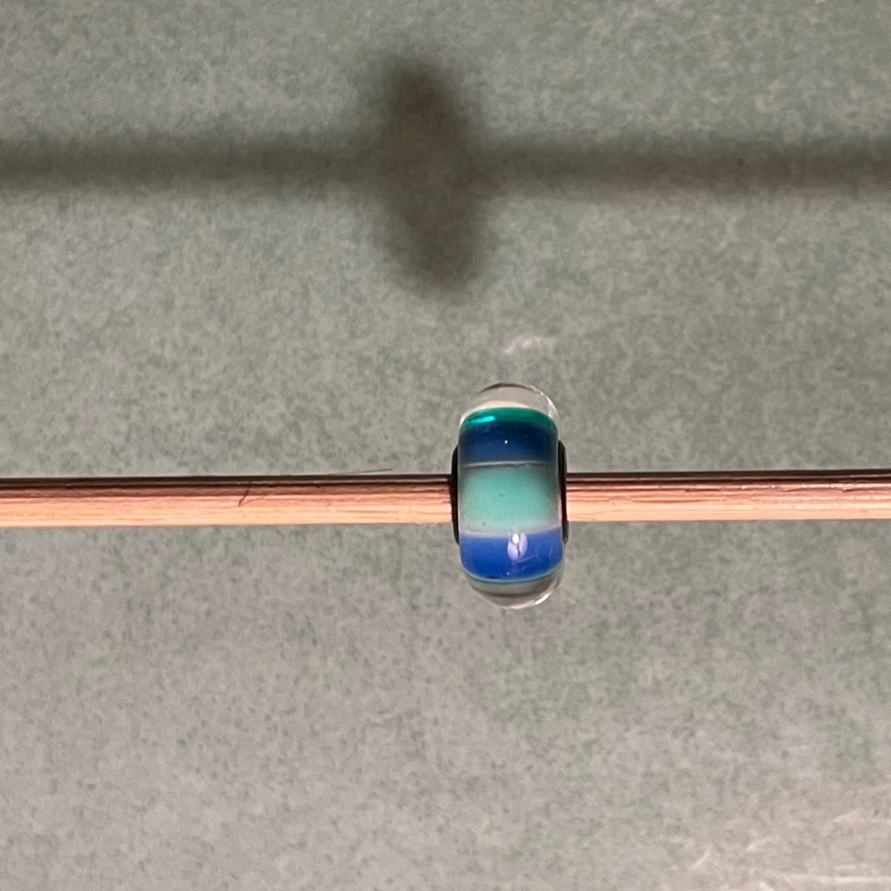 Trollbeads glass bead